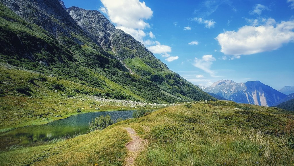 Binn – Chiestafel –&nbsp;Binn