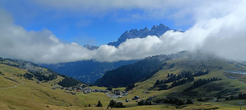 Croix-de-Culet (Champéry) – Lac Vert – Lac de Chésery – Sassey –&nbsp;Morgins